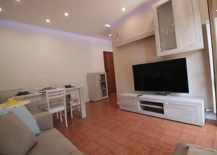 Beach House, 300 M Dal Mare, Marina Di Massa